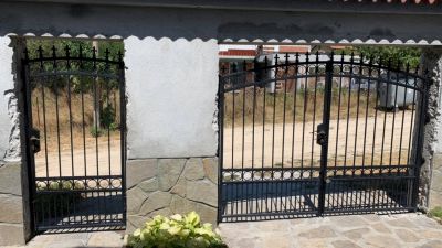 Входна порта от ковано желязо Свищов
